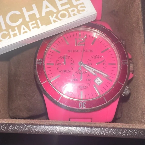 Michael Kors Hot Pink Linked Watch - Picture 5 of 6